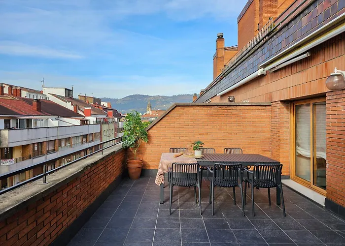 Ah El Mirador De La Catedral De Oviedo Vut5910As